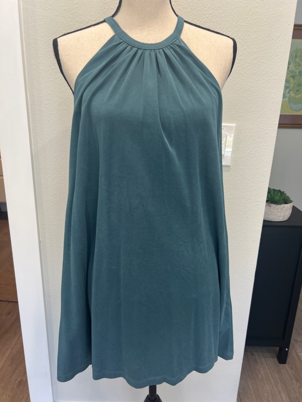 C&C California Sleeveless Halter Swing Dress XS